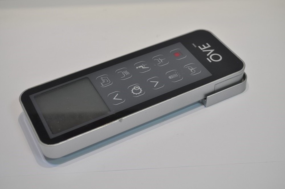 ET-102D remote control built by TECHOM Electronics